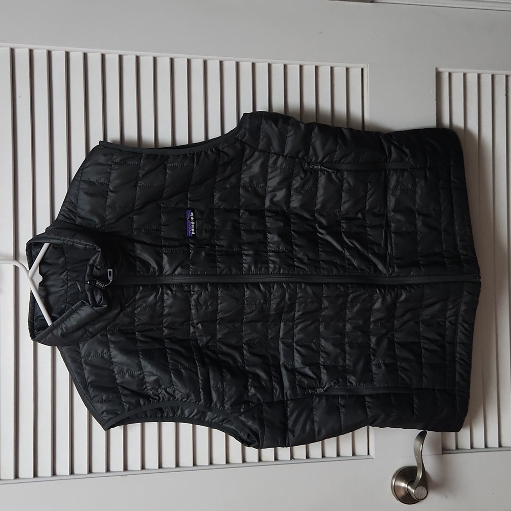 Men' Patagonia nano puff vest NWT